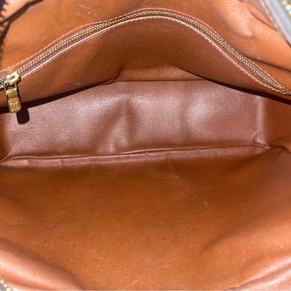 VGUC Louis Vuitton Boulogne 35 - Picture 8 of 11